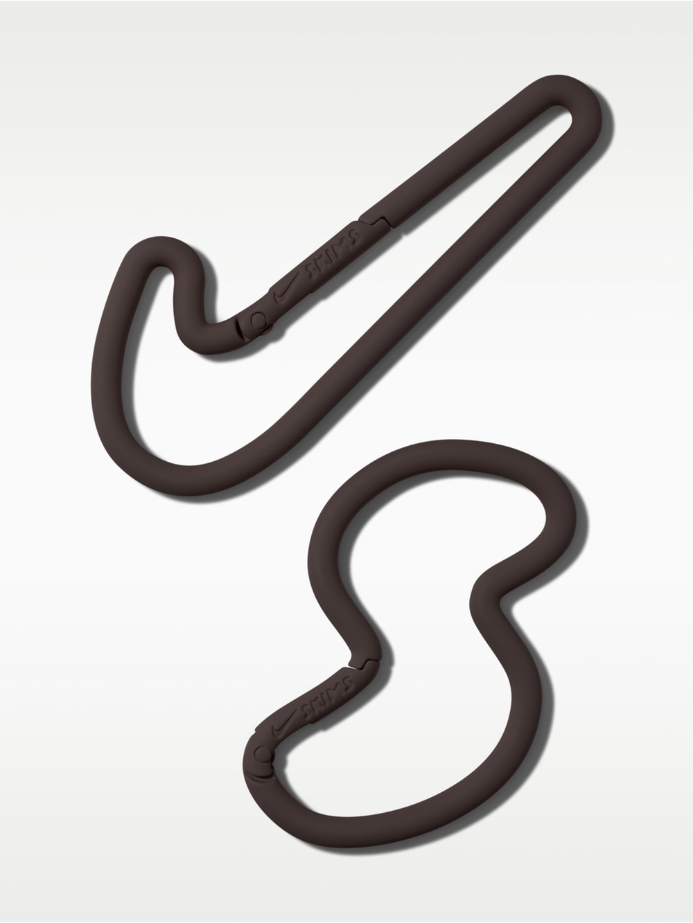 NikeSKIMS
Women's Carabiner Set